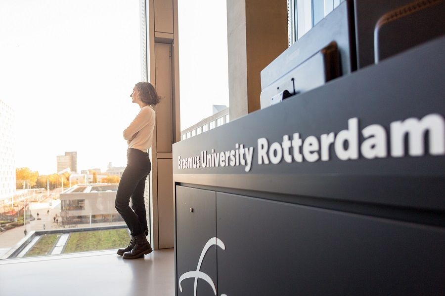 Erasmus University Rotterdam18 900 compressor