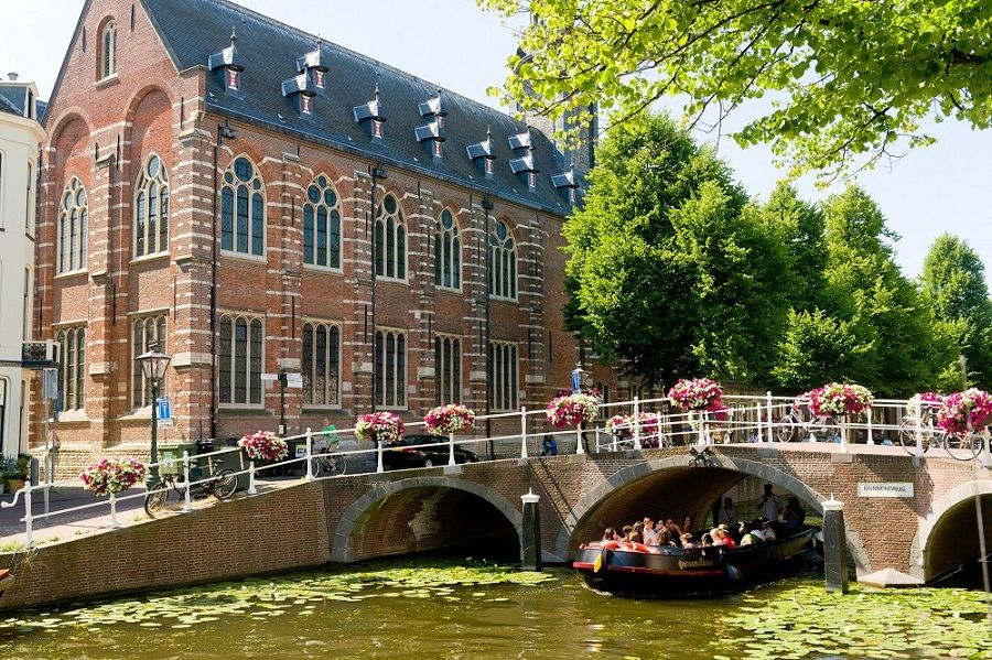 Leiden university 900 compressor