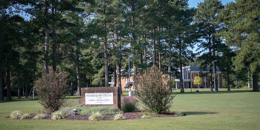 Richard Bland College of William Mary sign campus